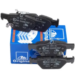 BREMSBELAGSATZ SCHEIBENBREMSE ATE 13046073422